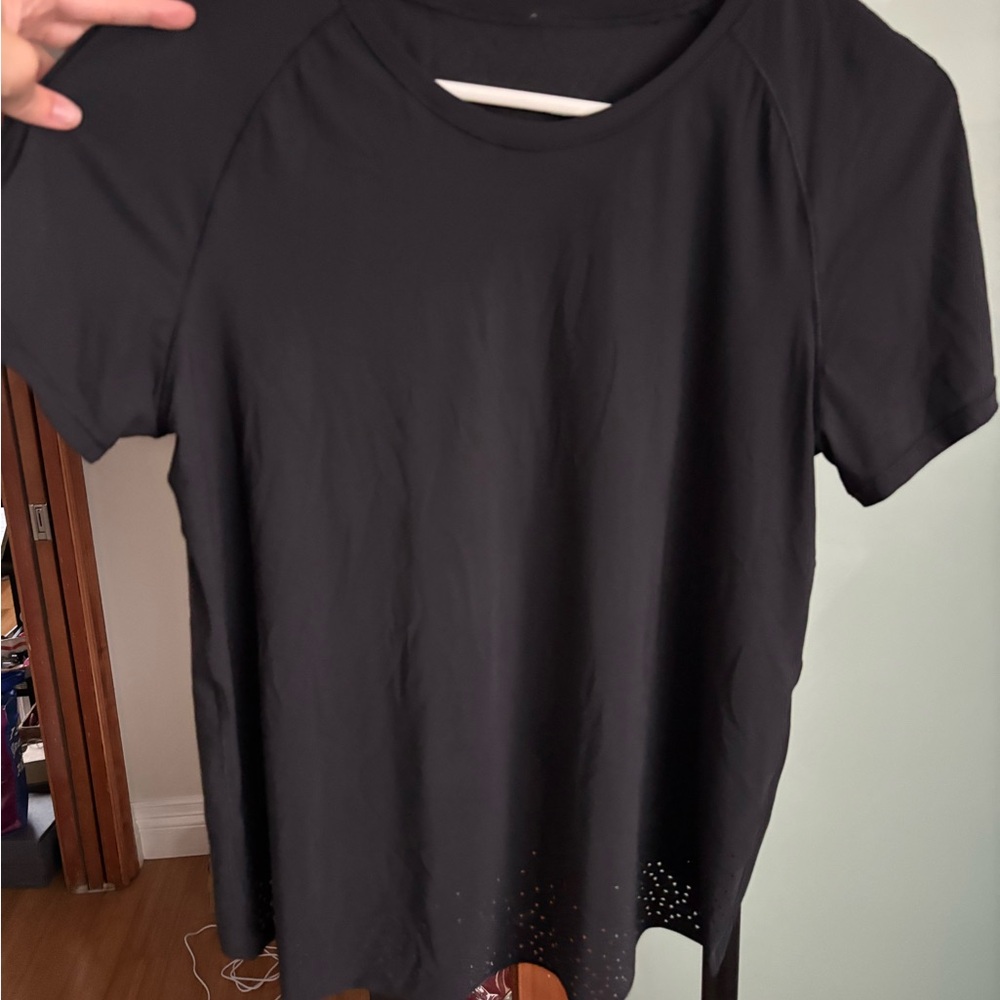 Lululemon Black Short-Sleeve Performance Tee
